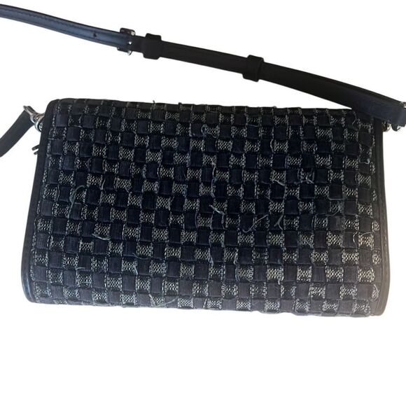 Tory Burch Thea Denim Navy Woven Flat Wallet Crossbody Bag NWT - Picture 8 of 11